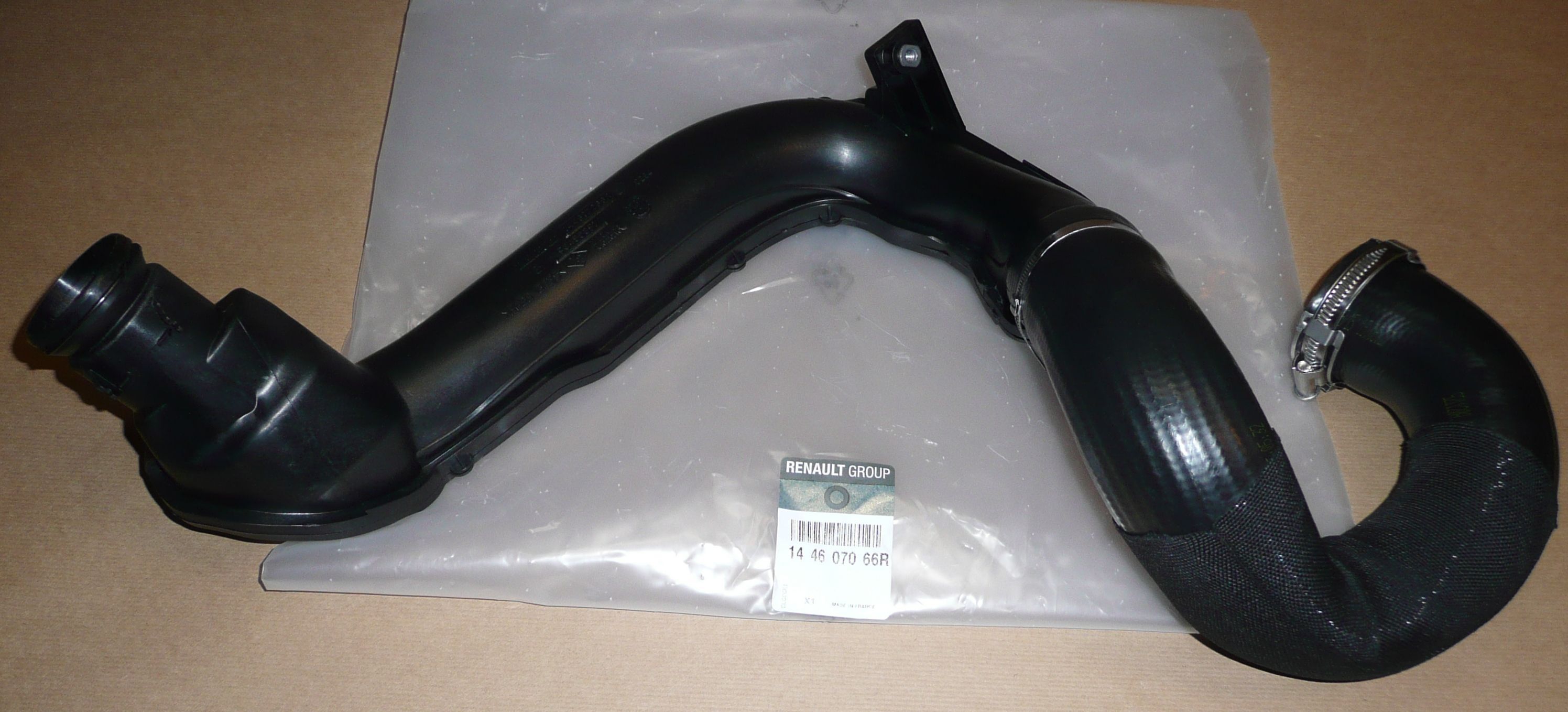 144607066R POTRUBÍ TURBA TRAFIC II 2.0DCI