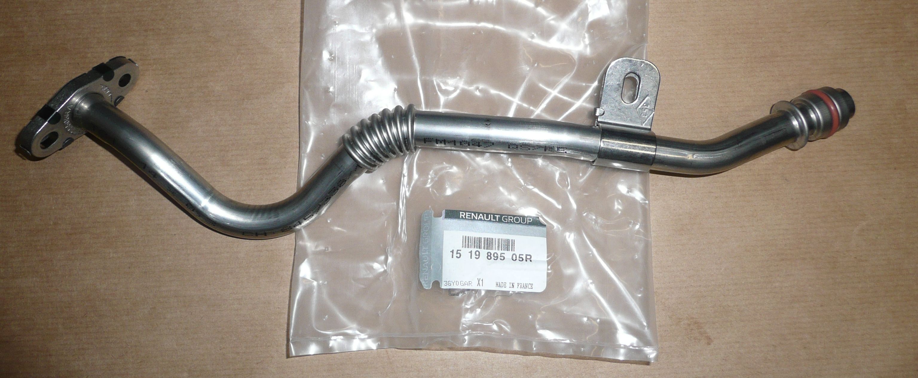 151989505R OLEJOVÉ POTRUBÍ MASTER III 2.3DCI