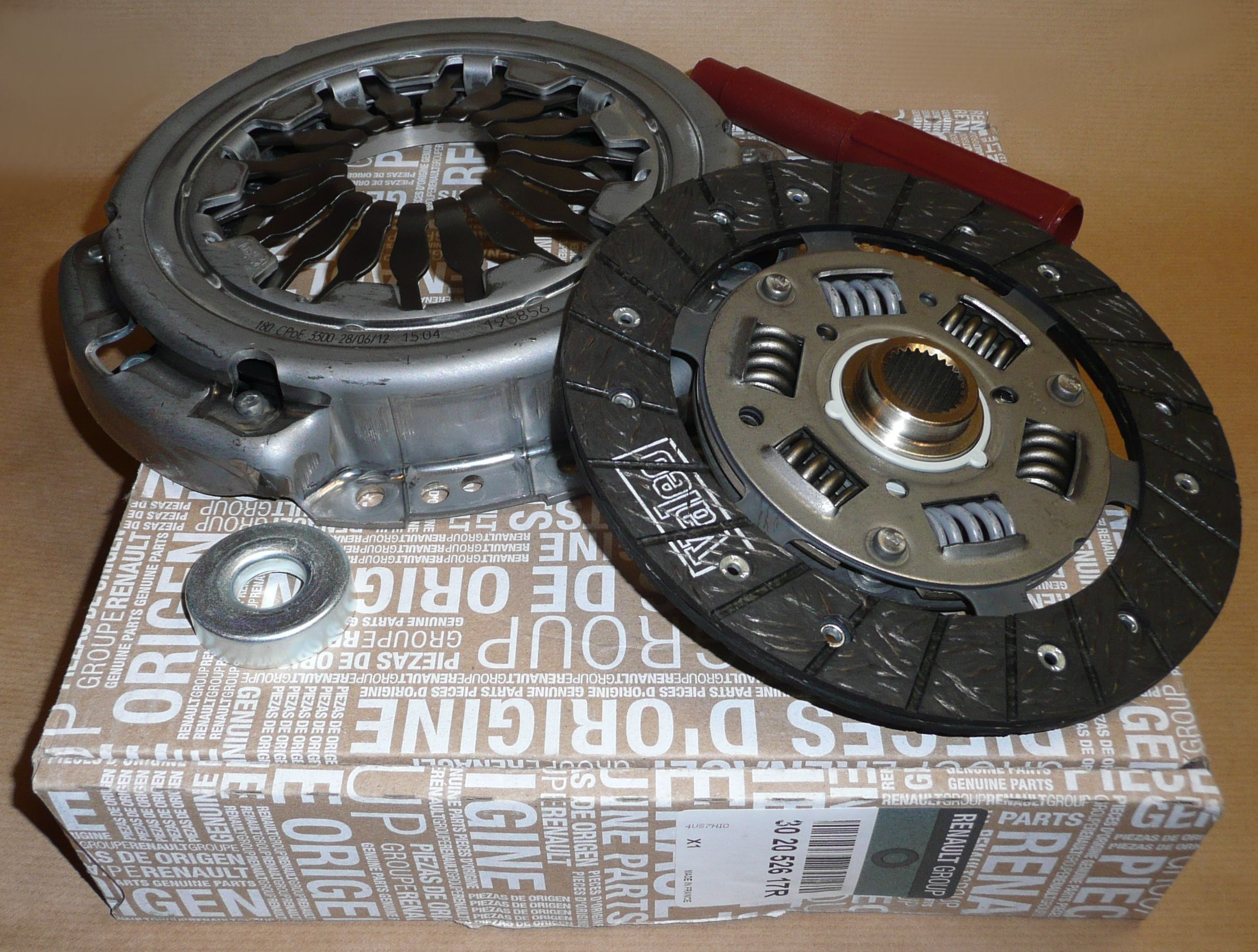 302052617R SPOJKA KOMPL.R CLIO III,MODUS 1.2 16V