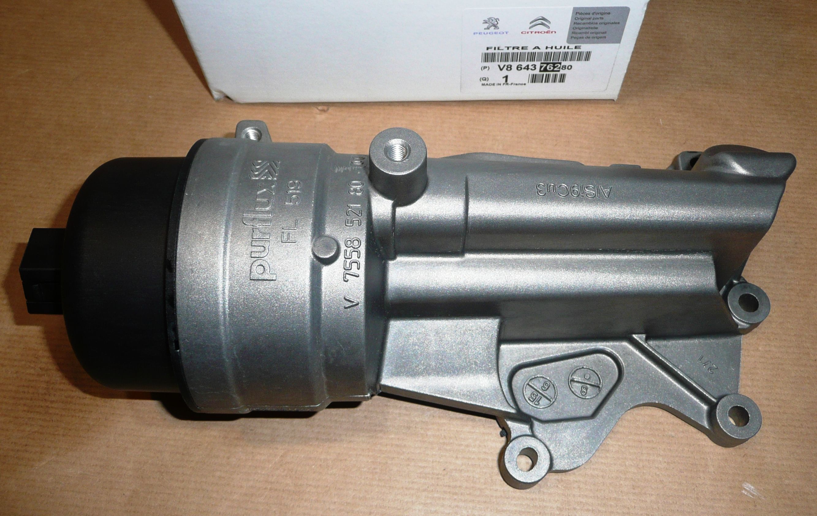 V864376280 CHLADIČ OLEJE