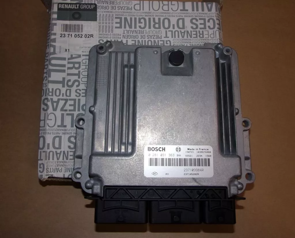 237105202R ŘÍDÍCÍ JEDNOTKA ECU TRAFIC III