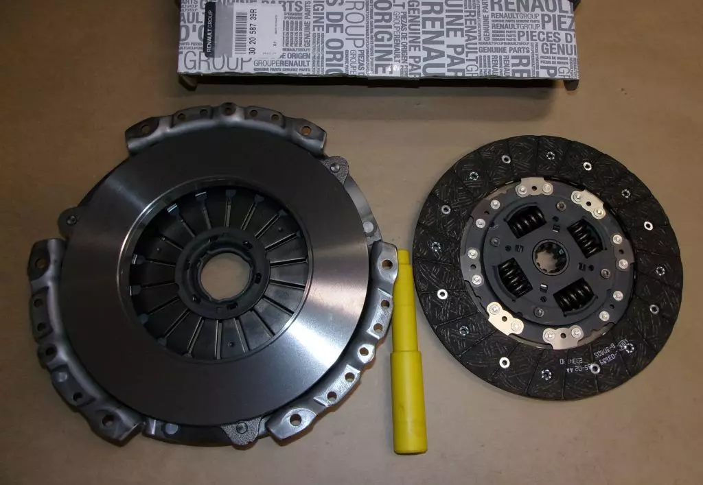 302058739R SPOJKOVÁ SADA MASTER III 2.3DCI