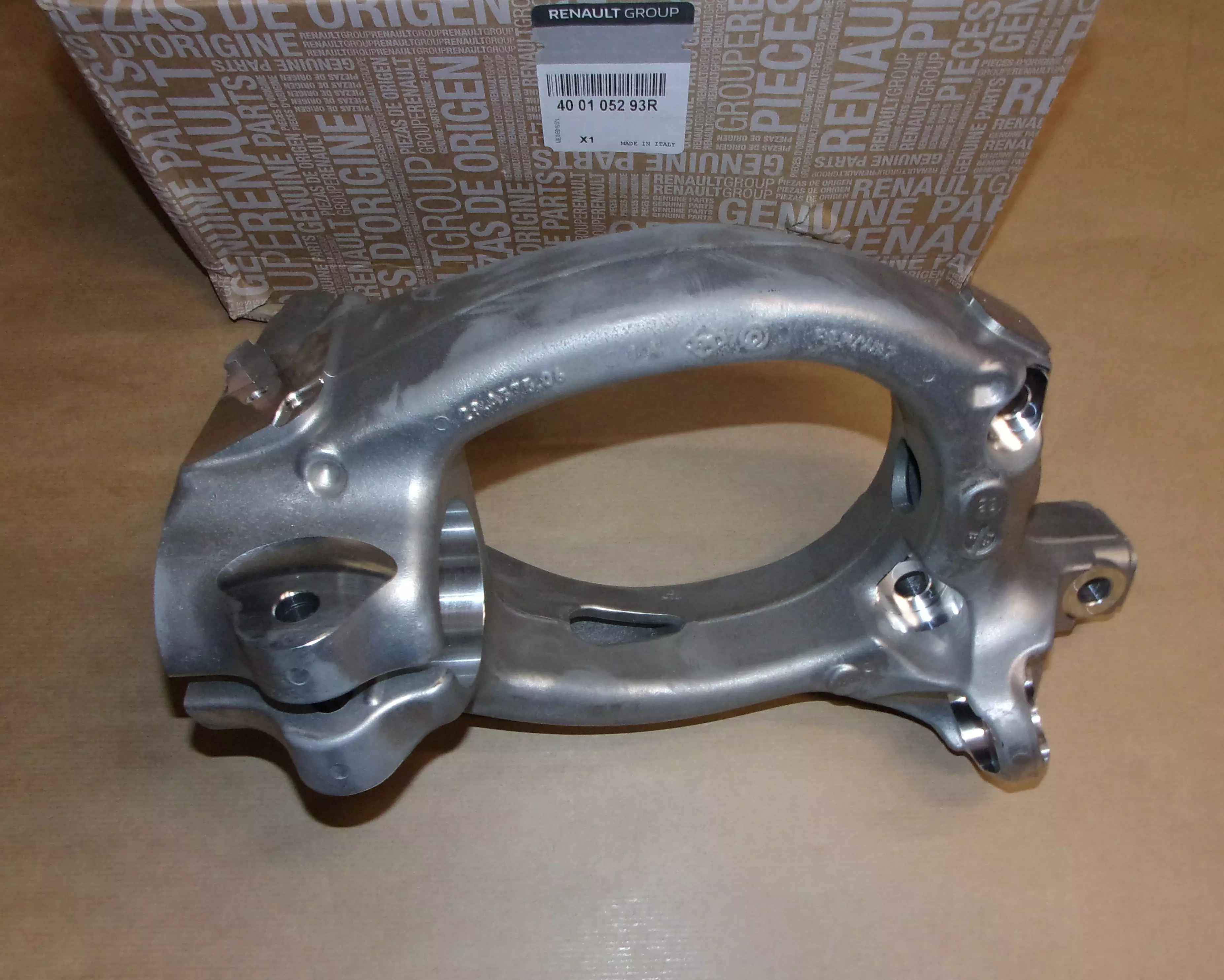 400105293R TĚHLICE PRAVÁ MEGANE III RS 2.0TCE 