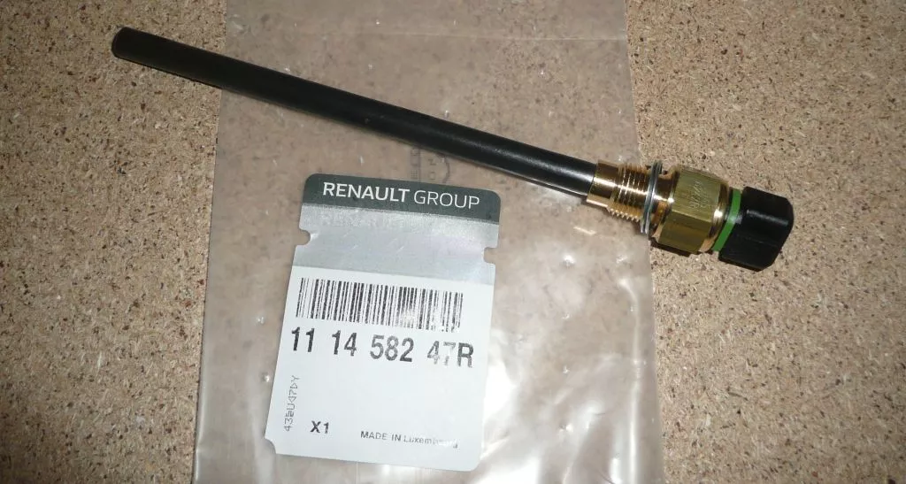 111458247R SNÍMAČ HLADINY OLEJE MASTER III 2.3DCI