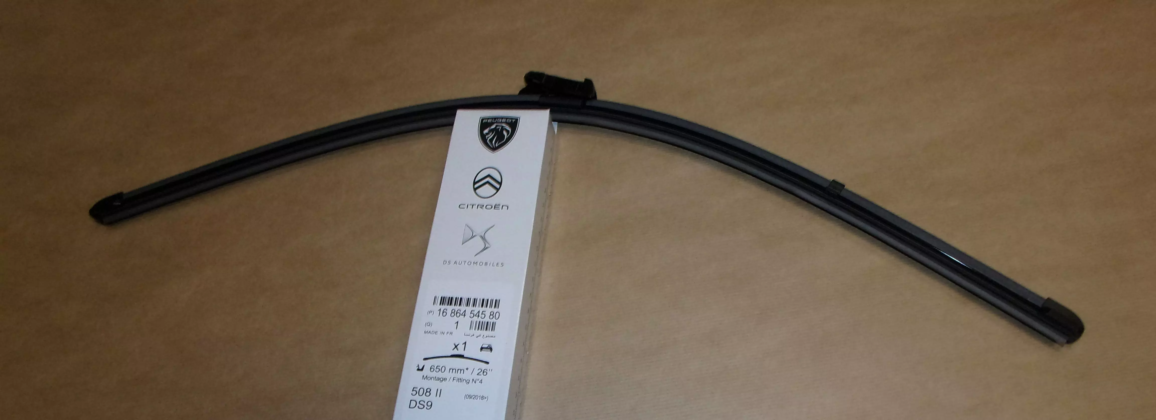 1686454580 STĚRAČ 650MM