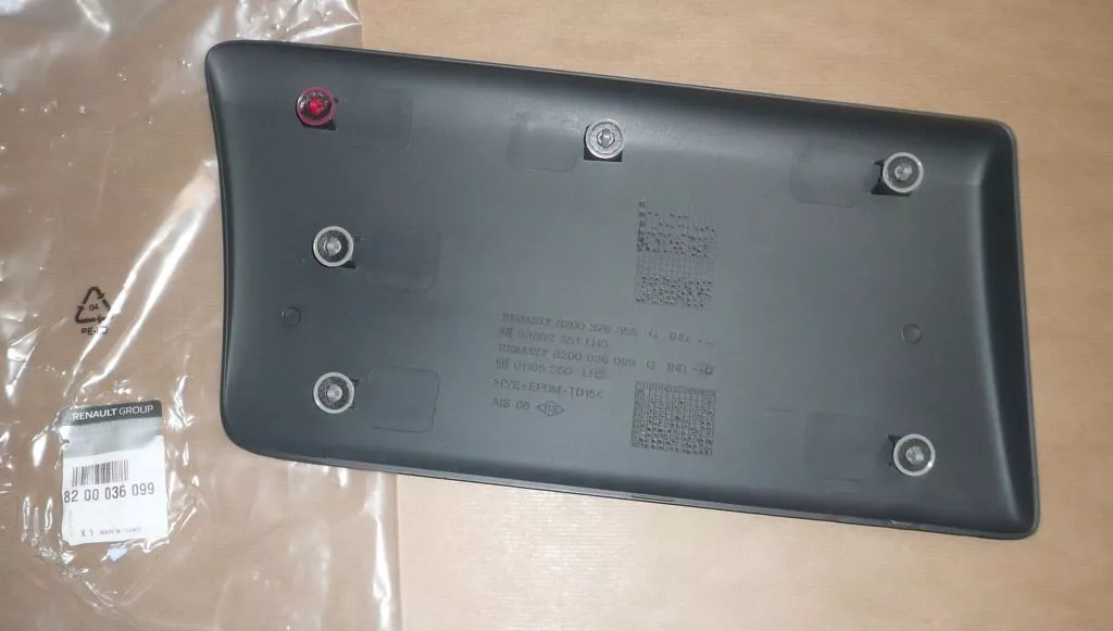 8200036099 LIŠTA BOČNÍ ZADNÍ PRAVÁ