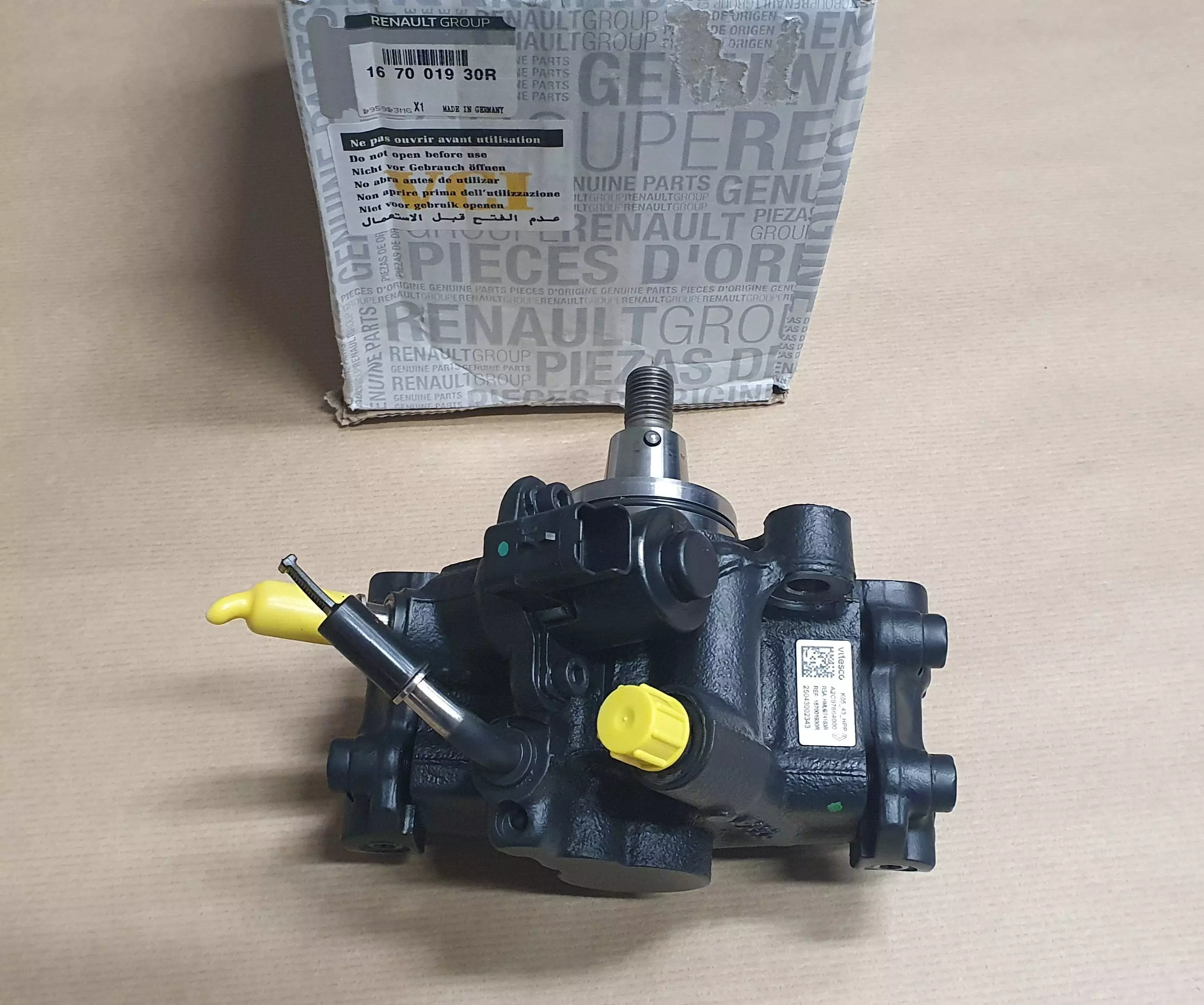 167001930R VSTŘIKOVACÍ ČERPADLO MASTER III 2.3DCI 13>